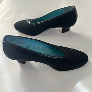 Thierry Rabotin Italy Techno Nero Low Heels 5 Black velvet EU 36